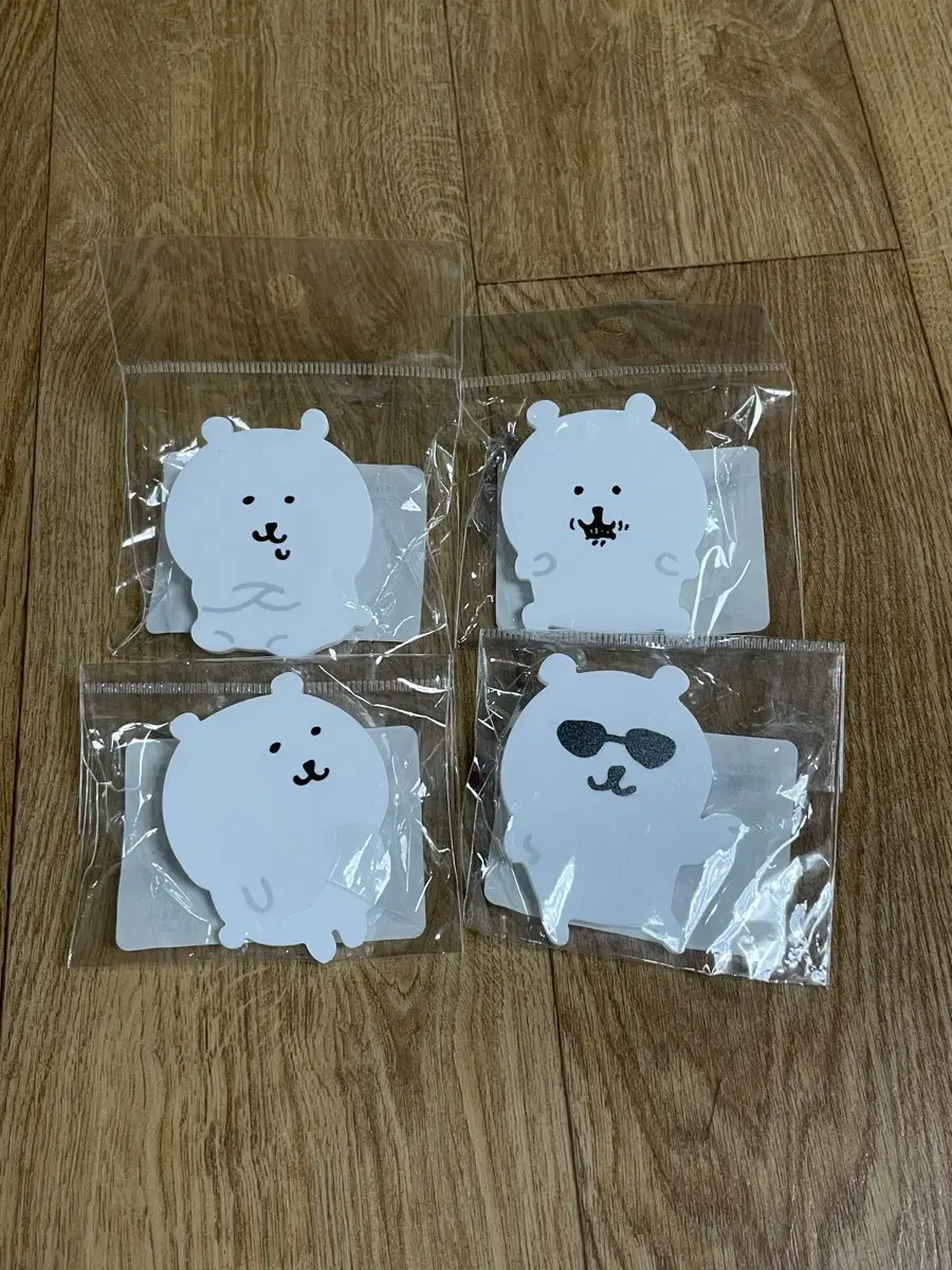 나가노 담곰이 농담곰 다이컷 아크릴 뱃지